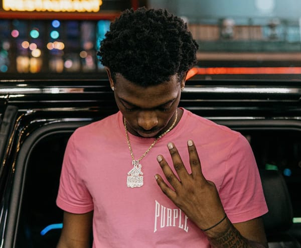 Bando Pulls Up With "Chain On"