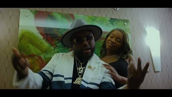 Reezie Roc Unveils ‘What Playas Ride To’ with Stylish Visuals in Latest Music Video